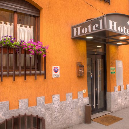 Hotel Ares Milano Dış mekan fotoğraf
